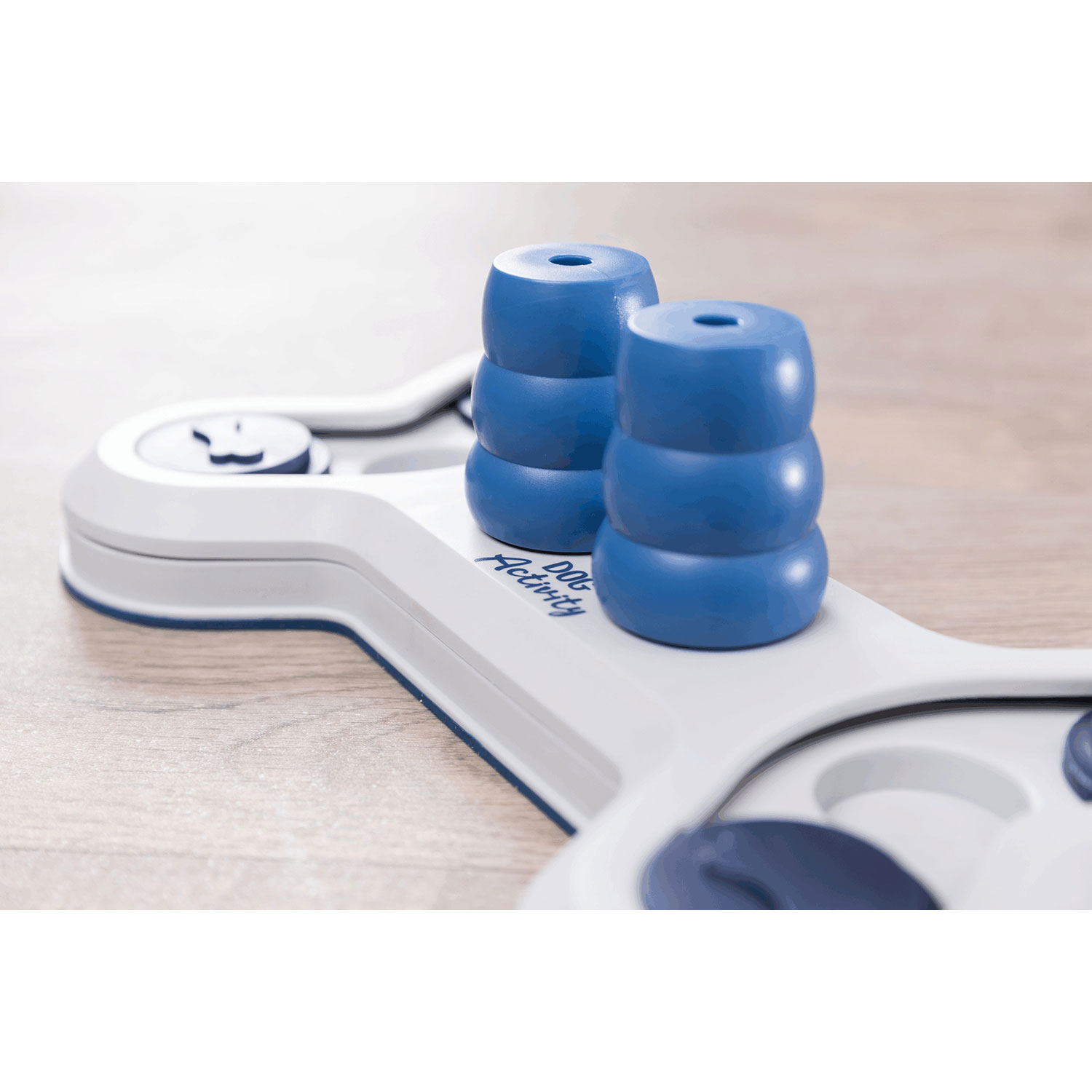 Dog Activity Flip Bone, 32 × 18 cm