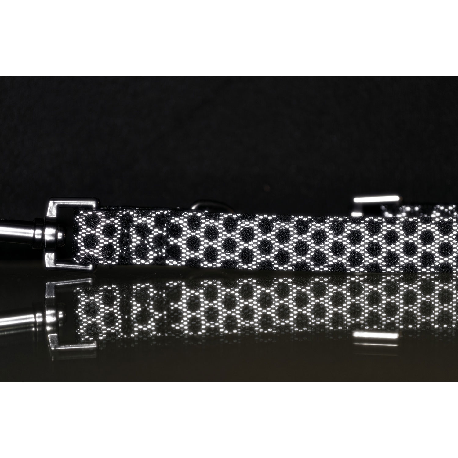 Collar Night Reflect, XS–S, 22–30 cm/15 mm, negro
